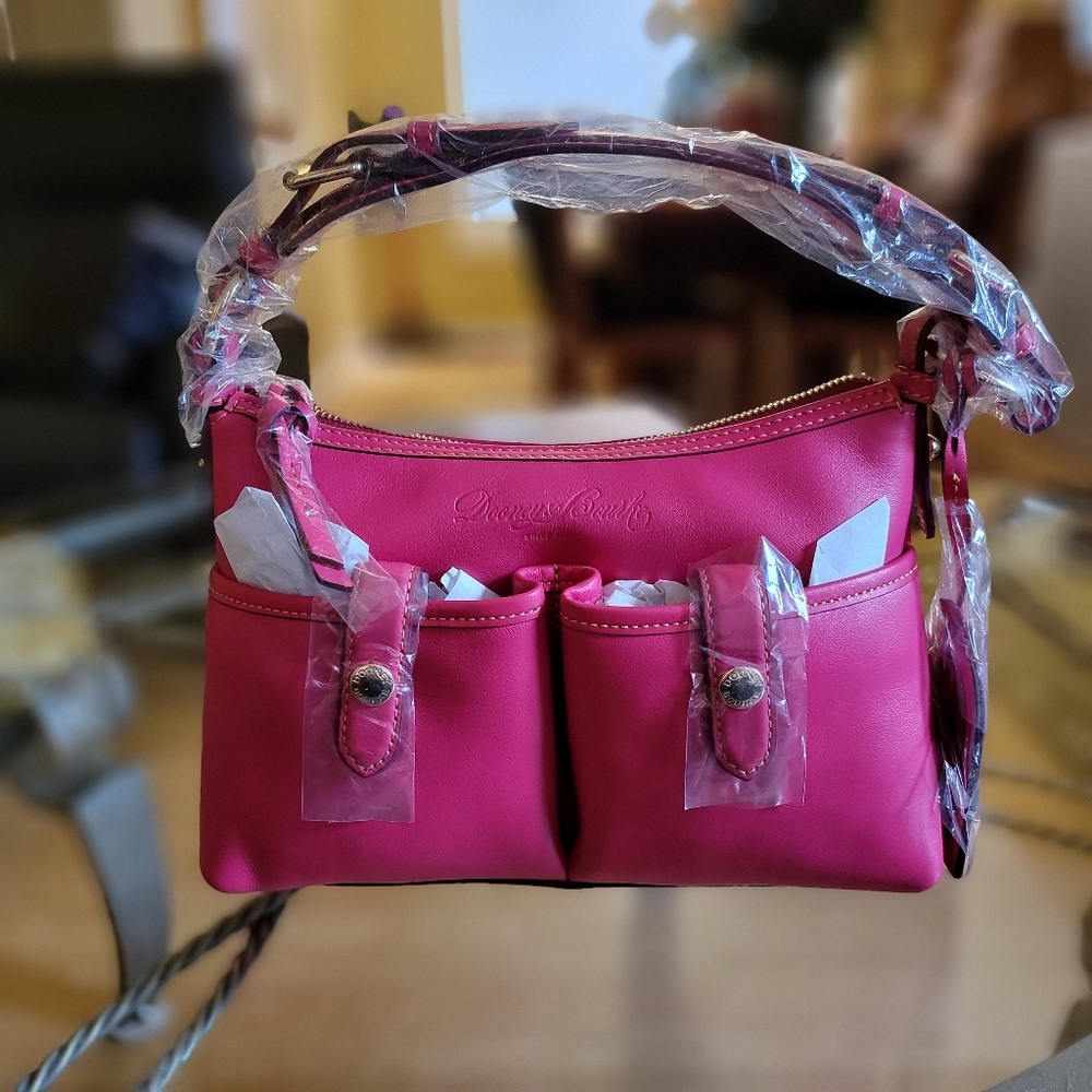 Dooney & Bourke NWT Florentine Small Shoulder Bag